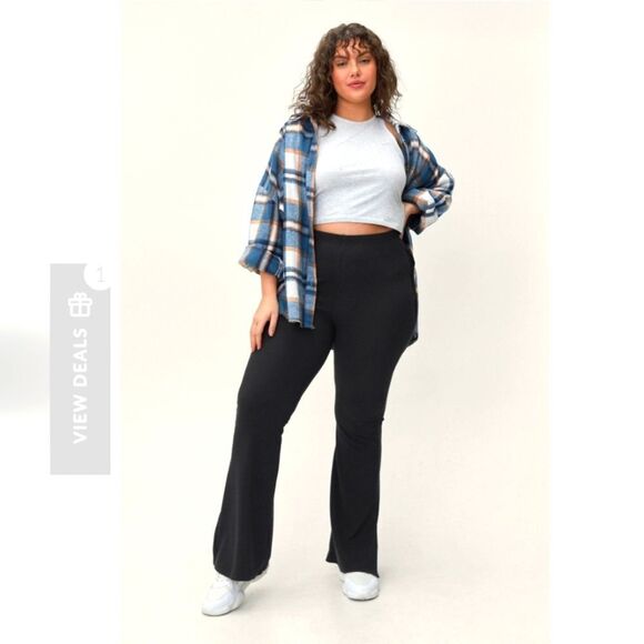 Nasty Gal High Split Hem Fit And Flare Pant NWT - Picture 1 of 7